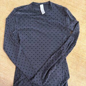 NWT Lululemon Flocked Polka dot Wundermost crewneck Size Small